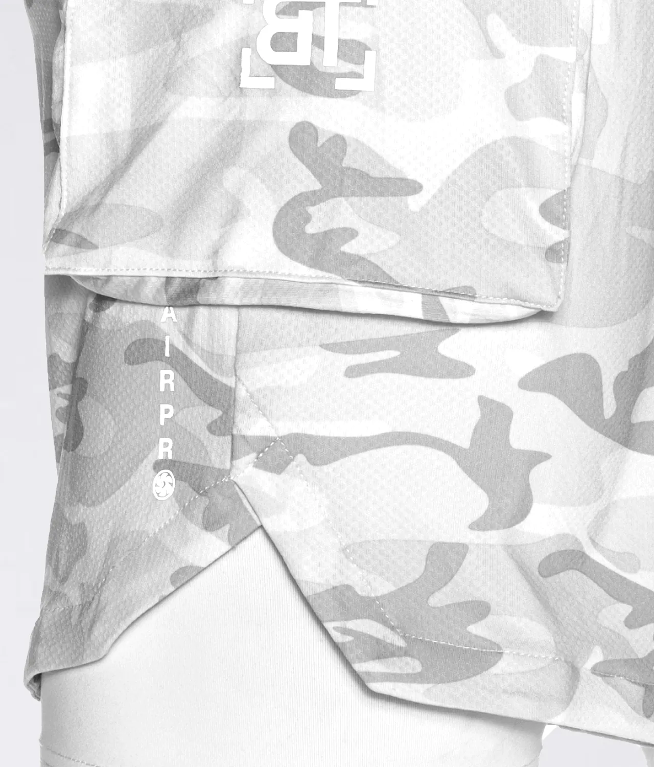 3600 . AirPro Regular-Fit Shorts - White Camo