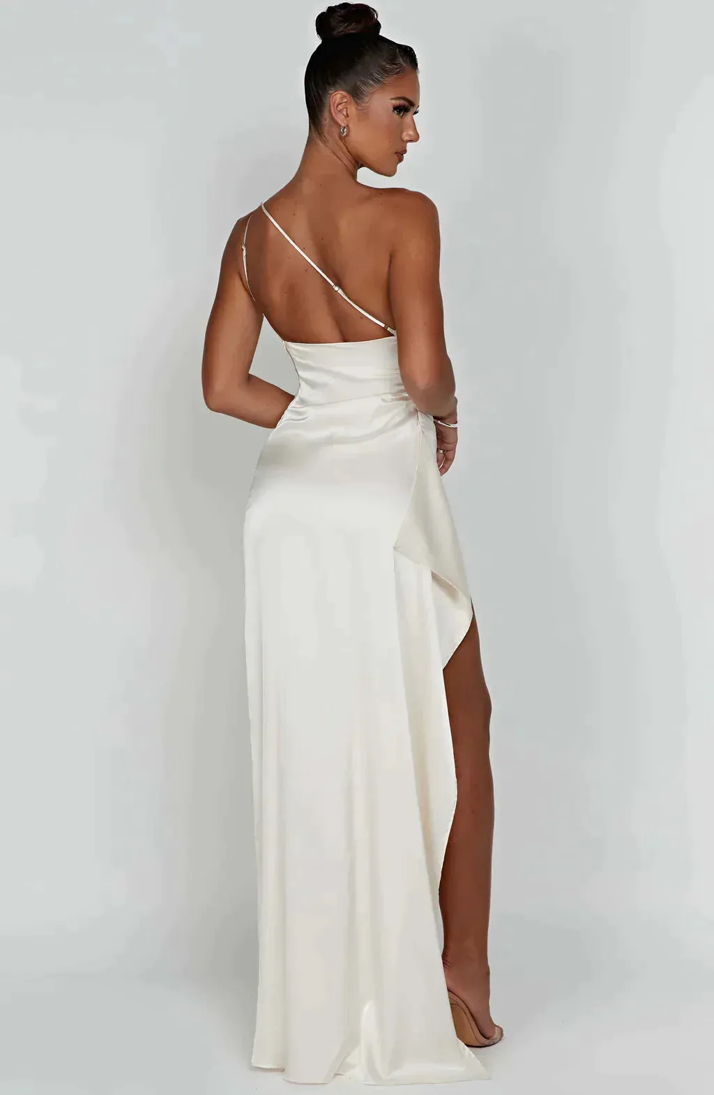 Diana - Elegant strapless dress