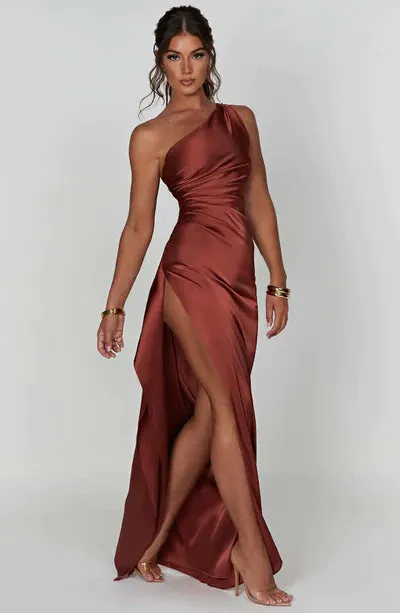 Diana - Elegant strapless dress