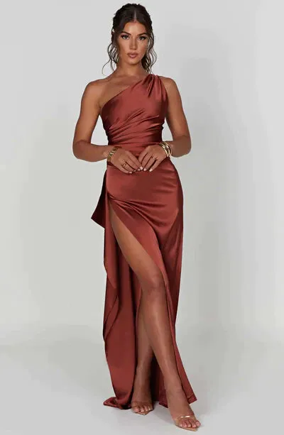 Diana - Elegant strapless dress