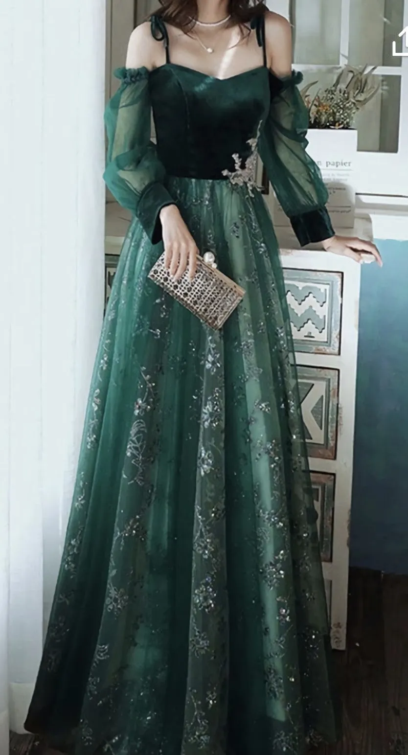 elegant dark green lace gown Prom Dress