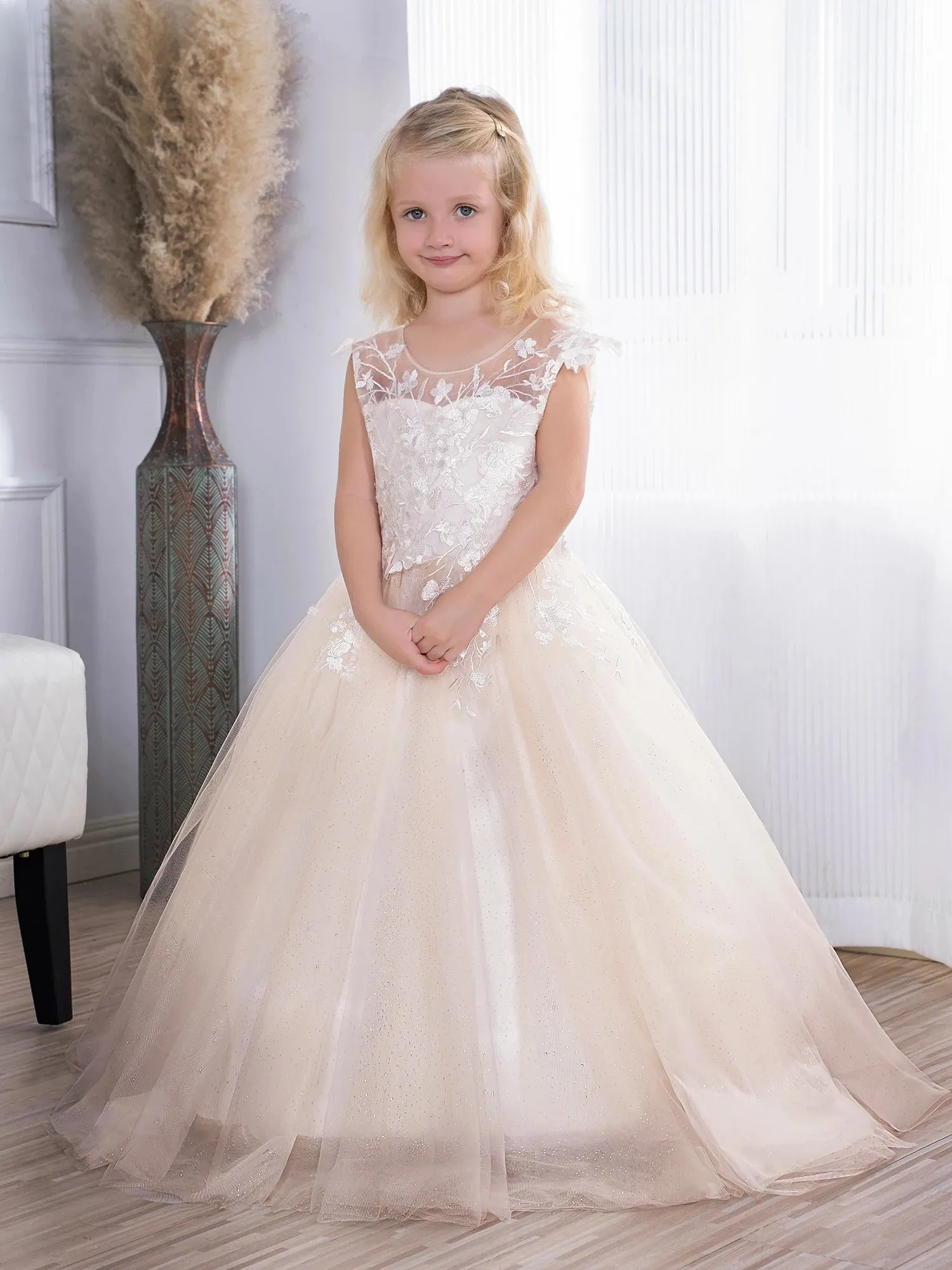 Elegant Flower Girl Dress Long train Floral Embroidered Communion Dress