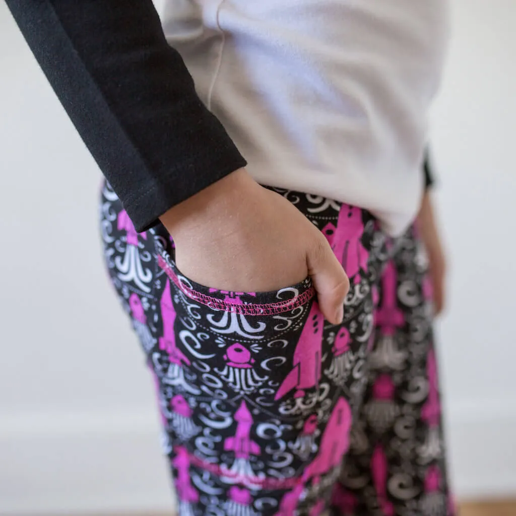 “Fleur-de-Liftoff” Rockets Leggings with Pockets