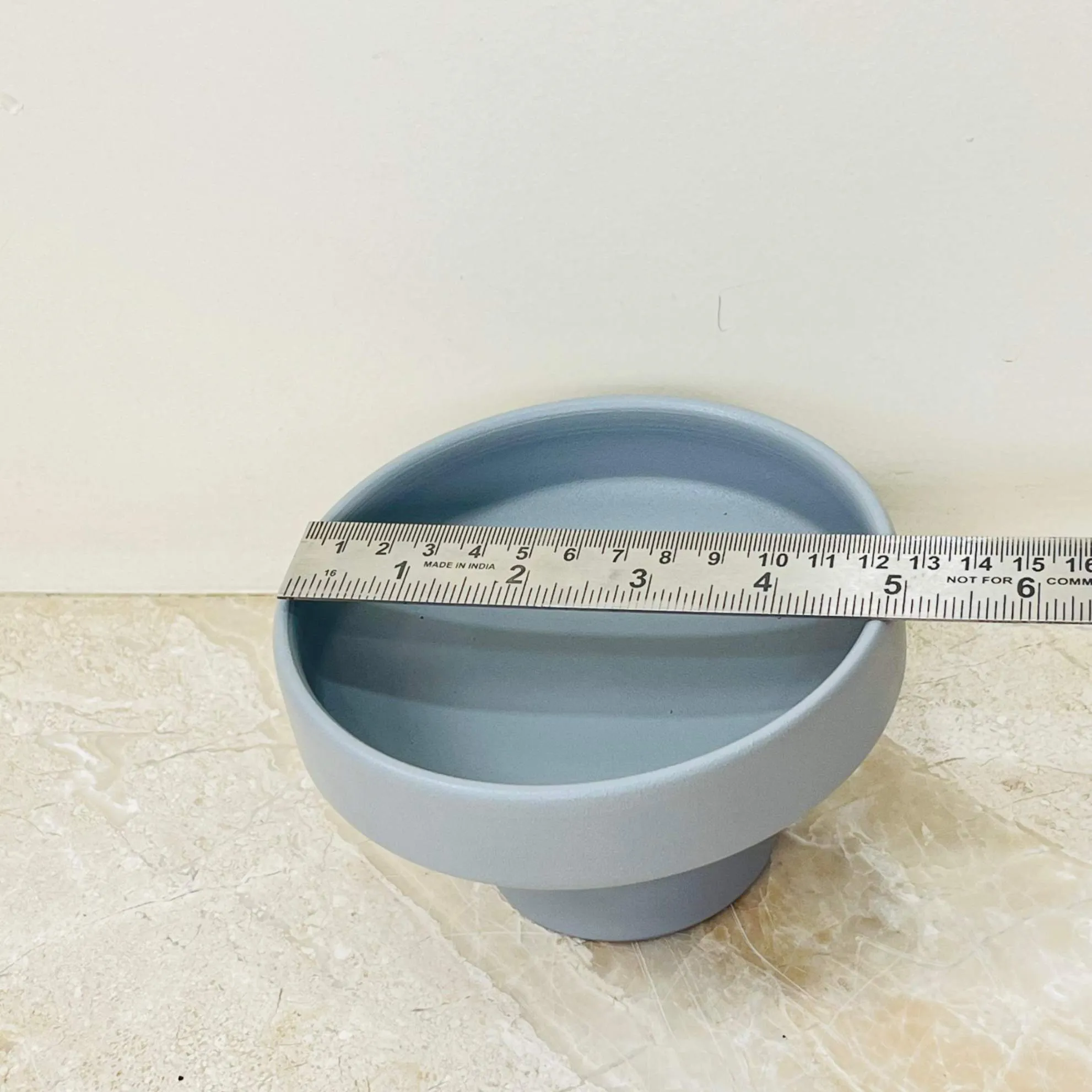 Gray Raised Bowl Succulent Planter