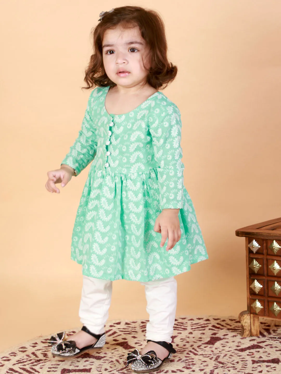 Jashvi SISHU Girl's Green And White Chikankari Kurta Leggings Set