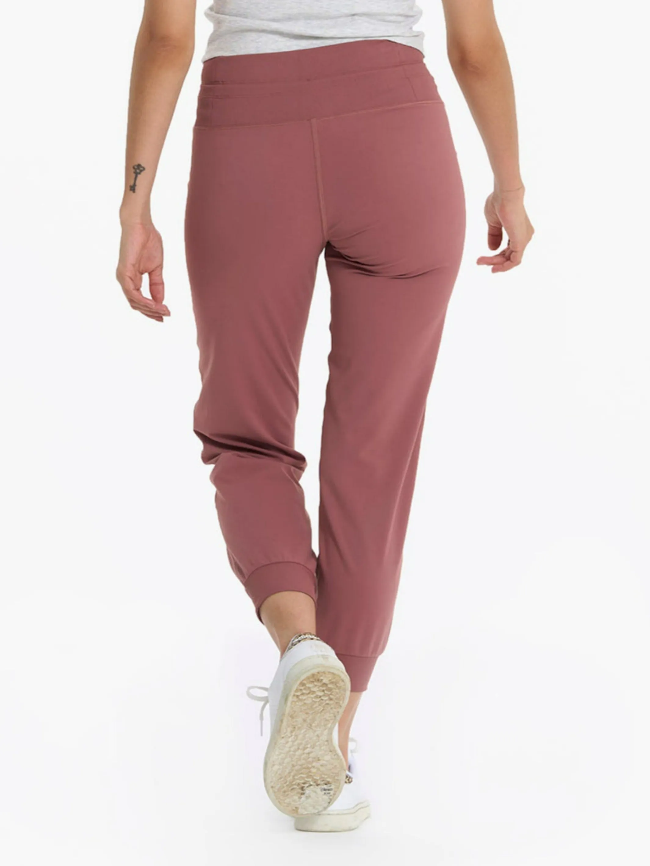 Vuori Daily Jogger